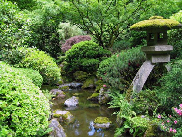 Portland_Japanese_garden_creek