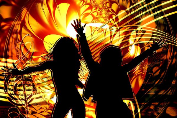dance-436707_640